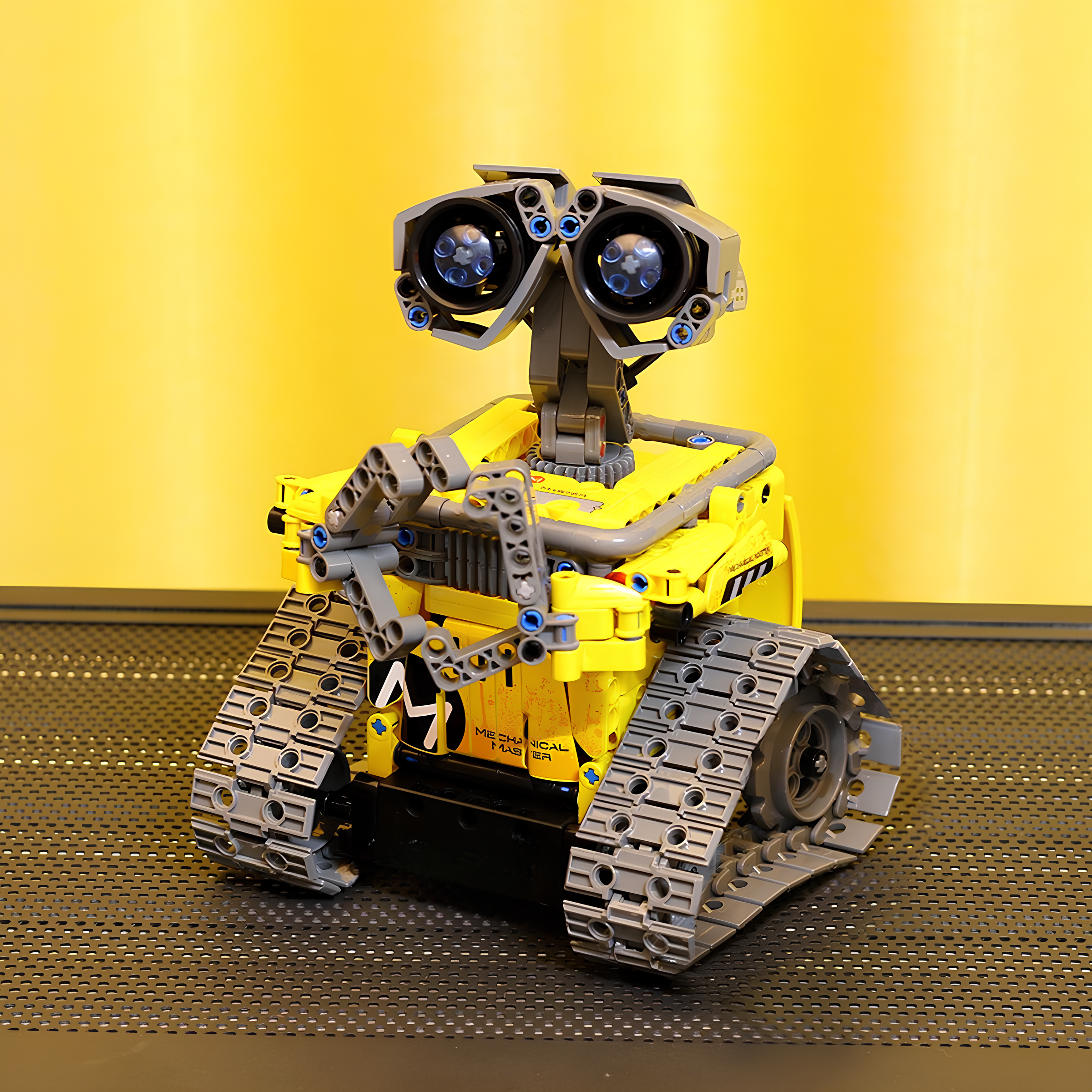 Yapı Blokları Uzay Robotu