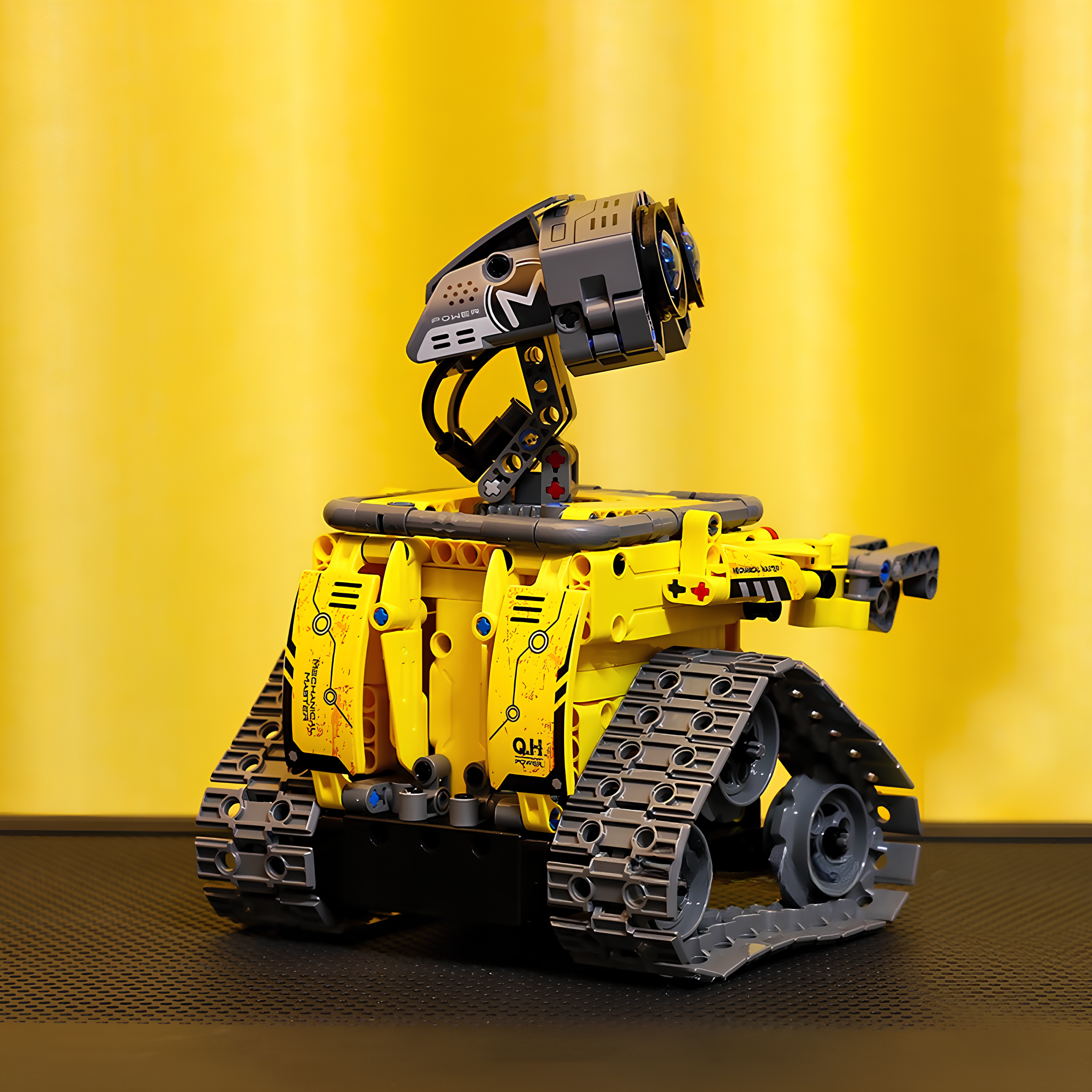 Yapı Blokları Uzay Robotu